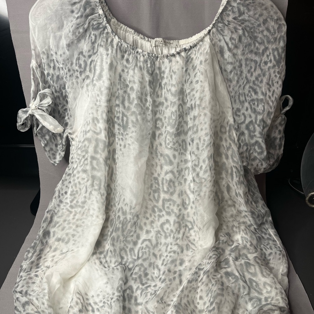 Viola Borghi made in Italy.